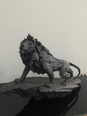 Mirsa Global Aslan Kral Biblo Figürü Taş Üstünde Aslan Büyük Boy