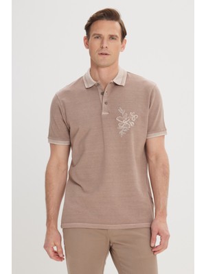 Altınyıldız Classics Erkek Koyu Bej Slim Fit Dar Kesim %100 Pamuk Baskılı Polo Yaka Tişört