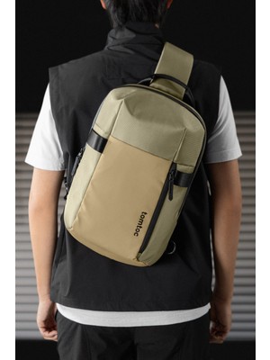 Tomtoc Navigator Serisi Su Geçirmez Haki 11 Inç/5L Uyumlu Omuz Çantası T24M1K1