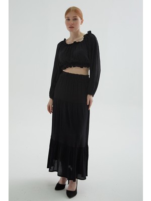 Fashion Friends 24y0220k1 Kadın Yakası Fırfırlı Crop Bluz