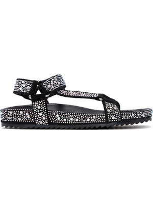 Derimod Kadın Siyah Bilekten Bantlı Taşlı Sandalet