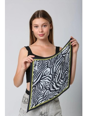 Luminos Butik Kadın Piliseli Zebra Desenli Siyah Fular - Bandana FLR23-1 50X50 cm