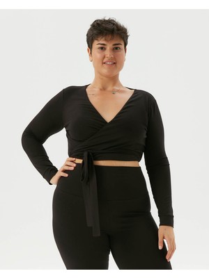 Ayma Active Kadın Siyah Anvelop Wrap Crop -EcoVero Viskoz, Belden Bağlamalı, Vücuda Oturan, Kruvaze Tasarım, Kısa Crop Boy, Yoga, Pilates, Spor ve Günlük Aktiviteler İçin Rahat Bluz
