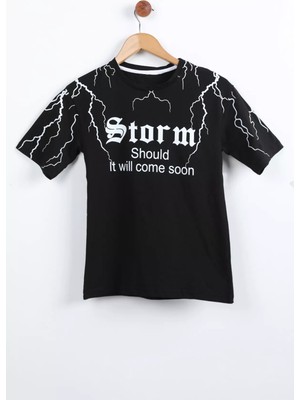 Julude Siyah Şimşek ve Yazı Baskılı Bisiklet Yaka Erkek Çocuk Tişört P-00009679