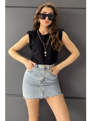 Julude Siyah Kolyeli Omuz Vatkalı Kadın Bluz P-00009452