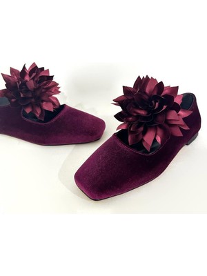 Dicle Polat Shoes Flower Bordo Kadife Küt Burun Çiçek Detaylı Kadın Babet