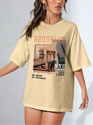 Fabberje Brooklyn 1898 Baskılı Salaş Kadın Oversize T-Shirt