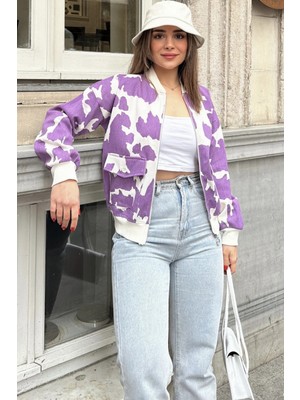New Laviva Kadın Mor Desenli Gabardin Kumaş Rahat Kesim Kapaklı Cepli Bomber Ceket
