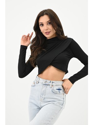 Koza Kadın Dik Yaka Drapeli Kapaklı Crop Bluz 1655-24