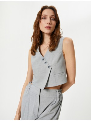 Koton Kısa Yelek Asimetrik Kesim  V Yaka Düğmeli