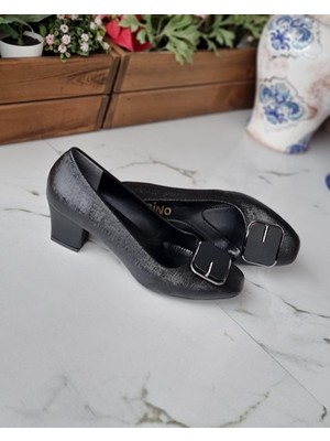 De Scarıo 255 Kadın Tokalı Kalın Kısa Topuk Ayakkabı Siyah