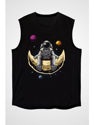 Darkhane Ayda Oturan Astronot Siyah Unisex Kolsuz Tişört Kesik Kol T-Shirt