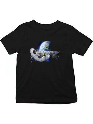 Darkhane Astronot Ayda Bira Keyfi Siyah Unisex Çocuk Tişört T-Shirt