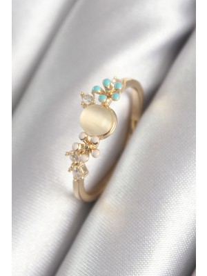 Clariss Pirinç Gold Renk Zirkon Taş Detaylı Beyaz. Sedef Model Kadın Yüzük