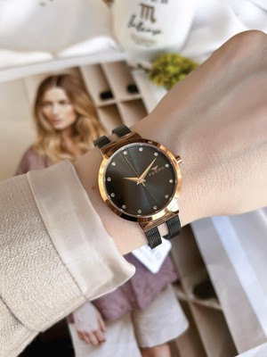 Ferro Siyah Hasır Kordonlu Renk Atmaz 30 Metre Suya Dayanıklı Özel Tasarım Kadın Kolsaati 2996-R