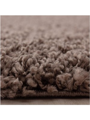 Carpettex Halı Yüksek Tüylü 30 mm Hav Yüksekliğinde Düz Kahverengi Toprak Renkli Shaggy Halı