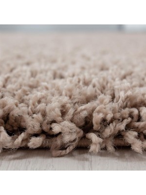 Carpettex Yüksek Tüylü 30 mm Hav Yüksekliğinde Düz Bej Renkli Shaggy Halı