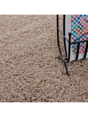 Carpettex Yüksek Tüylü 30 mm Hav Yüksekliğinde Düz Bej Renkli Shaggy Halı