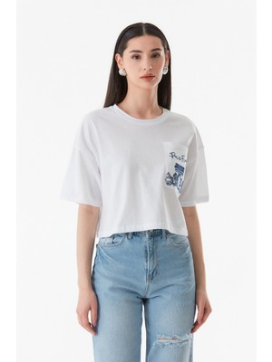 FullaModa Nakışlı Cepli Crop T-Shirt