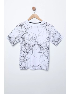 Julude Beyaz Desenli Bisiklet Yaka Erkek Çocuk Tişört P-00009782