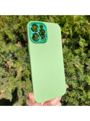 Bumudur Aksesuar iPhone 12 Pro Max Yeşil Metal Kamera Korumalı Silikon Kılıf