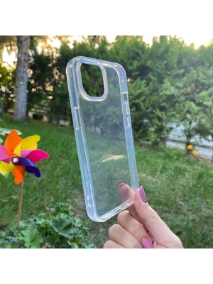 Bumudur Aksesuar iPhone 15 Şeffaf Silikon kılıf
