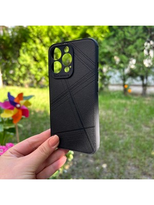 Bumudur Aksesuar Apple iPhone 13 Pro Kamera Korumalı Siyah Deri Tasarımlı Silikon Kılıf