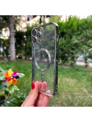 Bumudur Aksesuar Apple iPhone 13 Pro Max Gümüş Kamera Korumalı Magsafe Kılıf