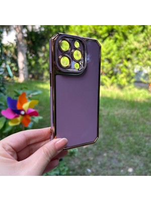 Bumudur Aksesuar Apple iPhone 14 Pro Kamera Korumalı Altın Renkli Mor Silikon Kılıf