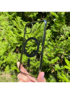 Bumudur Aksesuar Apple iPhone 11 Gümüş Parlak Kenarlı Magsafe Kılıf