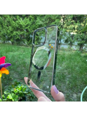 Bumudur Aksesuar Apple iPhone 14 Pro Gümüş Parlak Kenarlı Magsafe Kılıf