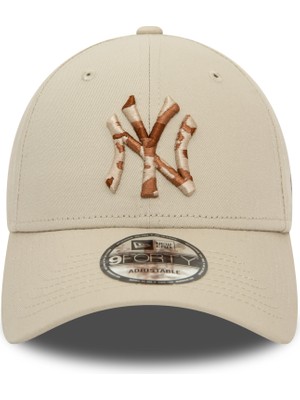 New Era New York Yankees Şapka Krem Batik Logo 60435193