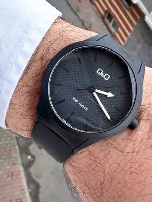 Q&Q Unisex Açık Mavi 10 Bar Su Geçirmez Hafif Silikon Kordon Spor Kol Saati