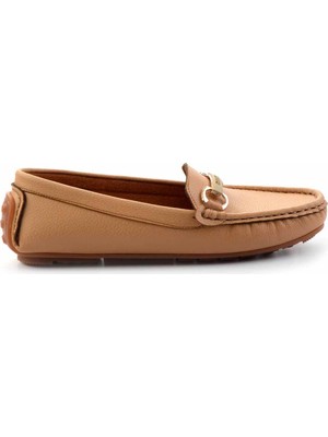 Bambi Kadın Loafer Ayakkabı Suni Deri Düz Taban Beyaz Renk ile Şıklık K01309100509