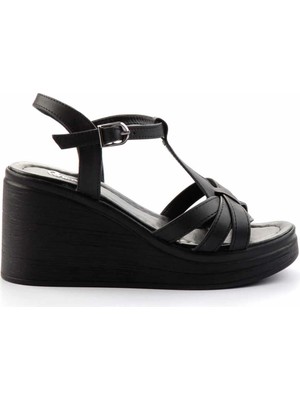 Siyah   Kadın Sandalet K05823023509