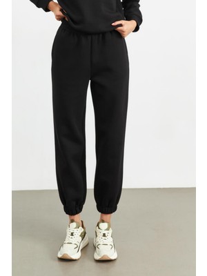 Yakamel Kadın Jogger Lastikli Paça Eşofman Altı