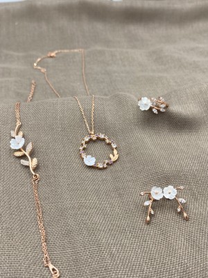 Inure Jewelry Manolya Model 925 Ayar Rose Gümüş Super 4'lü Set (Kolye & Bileklik & Küpe & Yüzük)