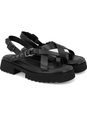 Desa Siyah Kadın Ayarlanabilir Tokalı Deri Sandalet