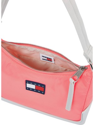 Tommy Hilfiger Pembe Kadın Omuz Çantası AW0AW15949TIC