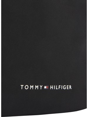 Tommy Hilfiger Siyah 19X21X2 cm Erkek Postacı Çantası Th Skylıne Mını Crossover