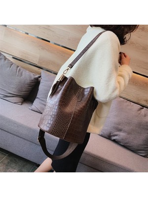 Kensen Shop Coofer Tarzı 26CMX28CMX16CM Vintage Kadın Crossbody Çanta Yeni Omuz Çantası Moda Çanta ve Çantalar Deri Taş Desen Fermuarlı Kova Çantalar (Yurt Dışından)