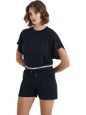 Kadın Kısa Kol Siyah Viskoz T-Shirt C7T1N3O15