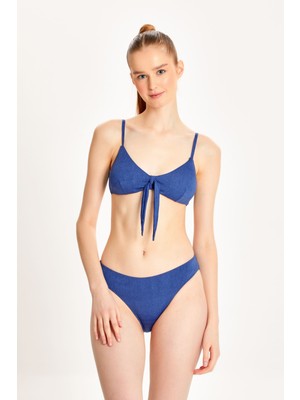 Too Salty Swimwear Kadın Mavi Kot Görünümlü Önden Bağlama Detaylı Fiyonklu Geniş Üçgen Bikini Takımı 24S119ST