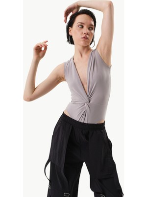 Rivus Önü Burgu Detaylı Kolsuz Ikonik Body - Gri