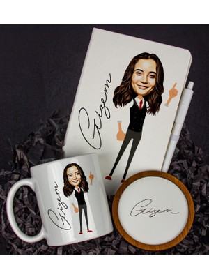 Ejoya Kişiye Özel Karikatür Tasarım Defter Kalem Kupa ve Bardak Altlığı Hediye Seti 96292