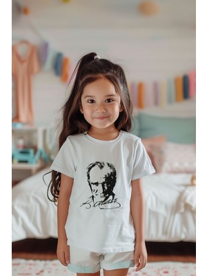 Lilabio Unisex  Pamuk Kız Çocuk Atatürk Baskılı Kısa Kollu Tişört