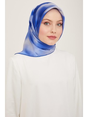 Armine Gri - Mavi Geçişli Çiçek Desen Tivil İpek Eşarp 9124 - 84