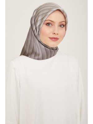 Armine Metalik Gri Çizgili Degrade Desen Tivil İpek Eşarp 9150 - 87