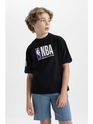 DeFacto Erkek Çocuk NBA Wordmark Oversize Fit Bisiklet Yaka Kısa Kollu Tişört C0385A824SM