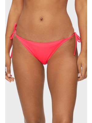 Guess String Bağlamalı Bikini Altı E4GO00MC044 Bayan Bikini Altı E4GO00 MC044 Nepk